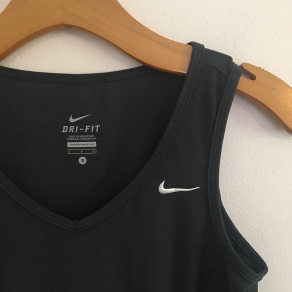 Nike Tops - Nike Dri-Fit Charcoal Gray Tank Top